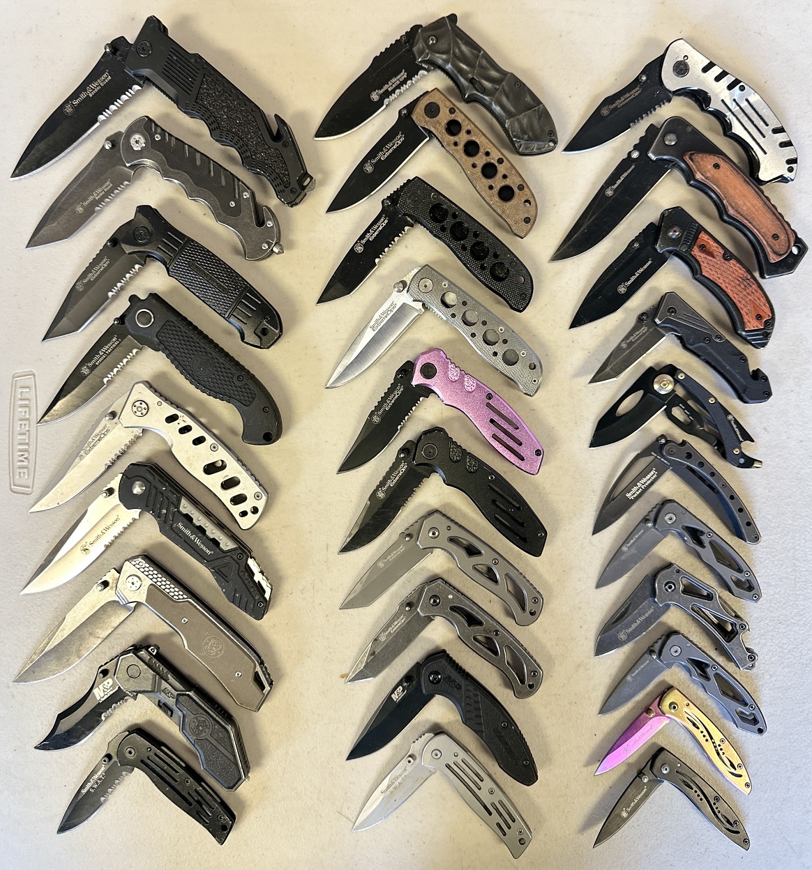 Smith & Wesson Pocketknives - related image